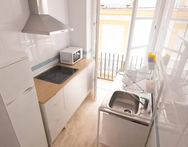 Extraordinario Piso, Junto A Playa Y Pleno Centro * Καντίζ