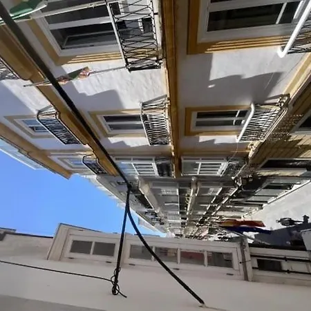 Centrico Calle San Francisco Apartment