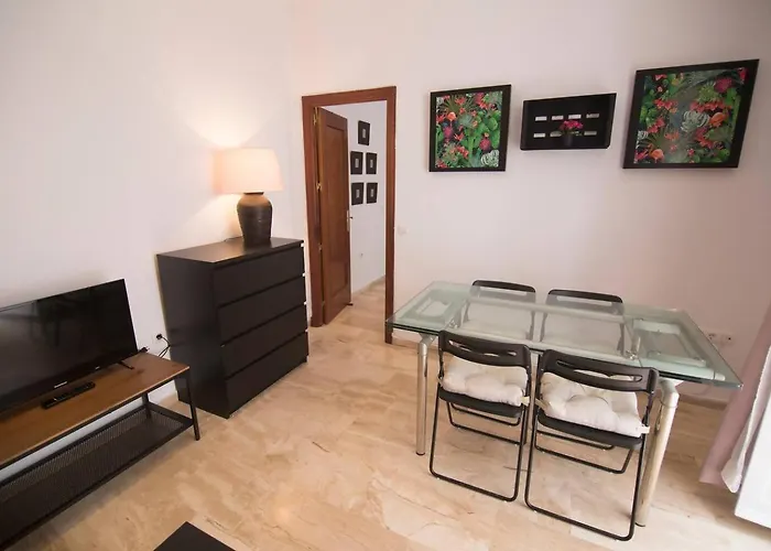 Extraordinario Piso, Junto A Playa Y Pleno Centro